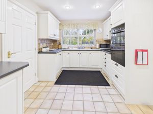 Kitchen- click for photo gallery